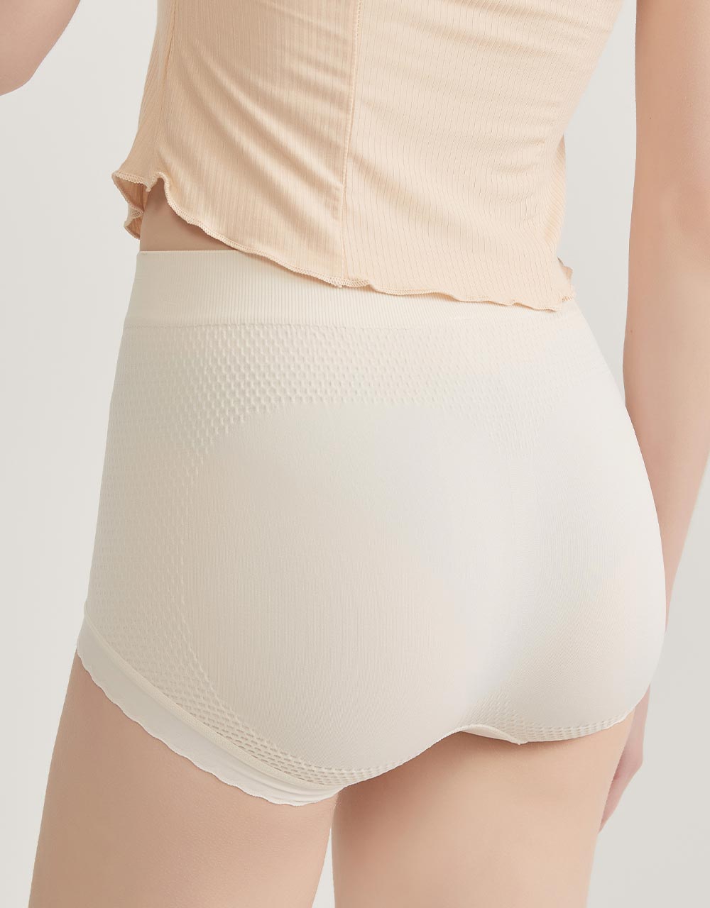 3D 輕塑身V型加壓蜜桃美臀褲 白皙膚