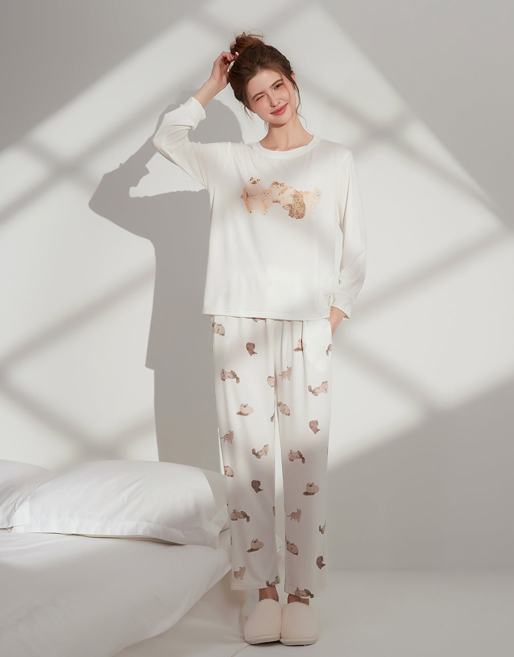 莫代爾家居二件式套裝 (長袖+長褲) 白色波斯貓