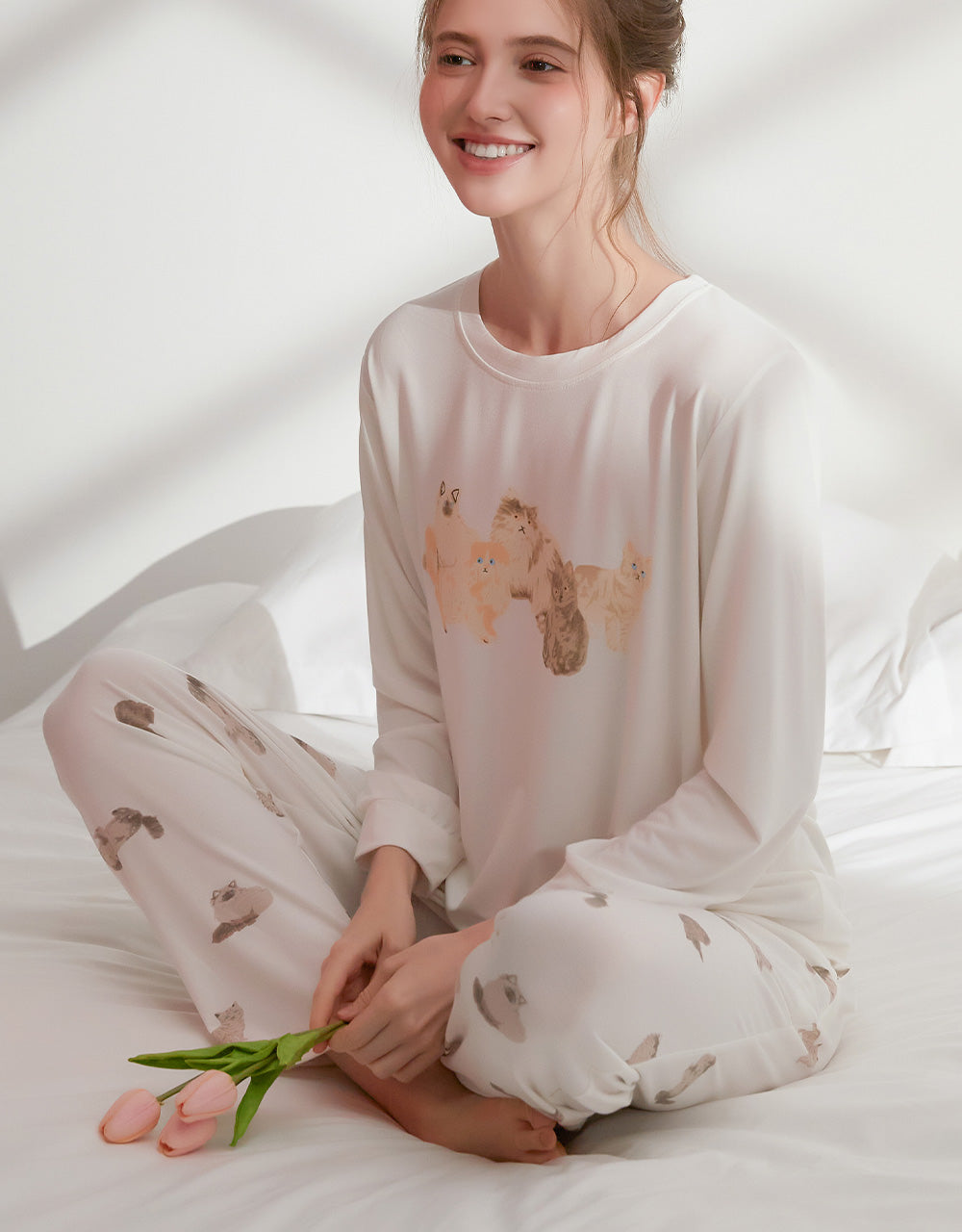 莫代爾家居二件式套裝 (長袖+長褲) 白色波斯貓